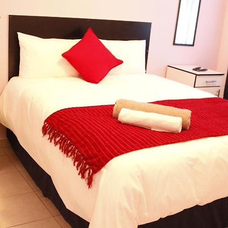 Davilla Guest House Mazenod Bagian luar foto