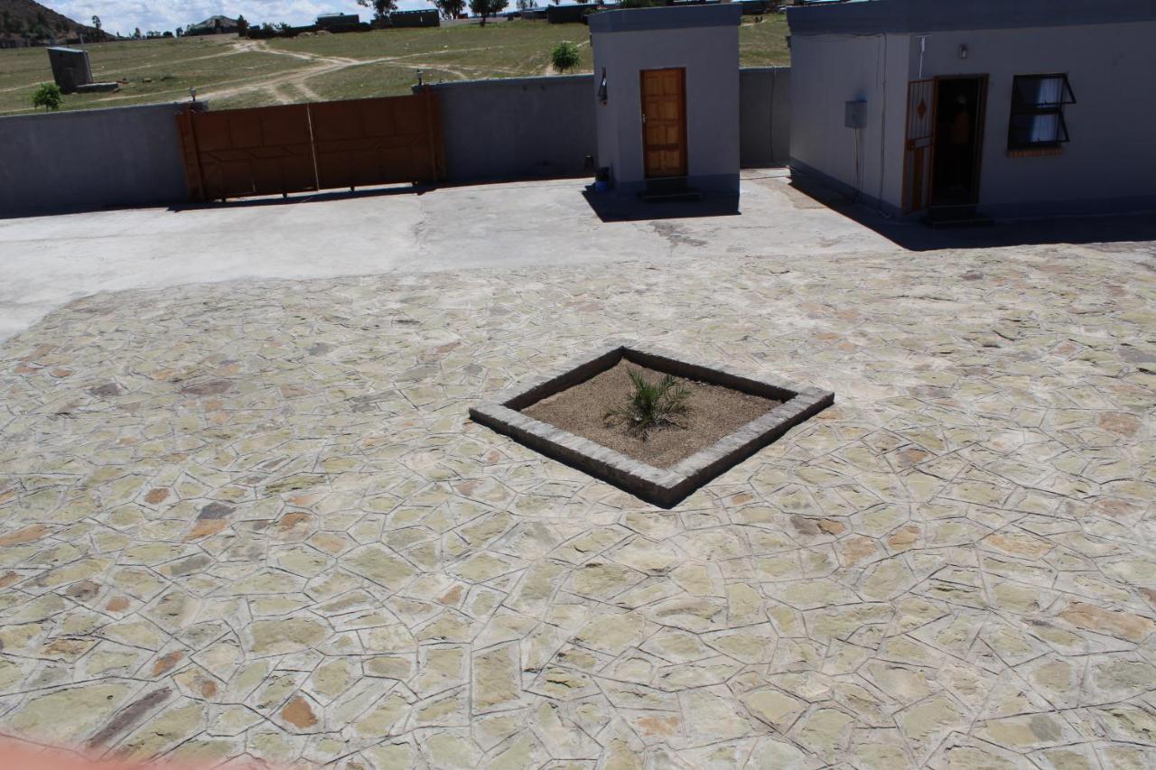 Davilla Guest House Mazenod Bagian luar foto