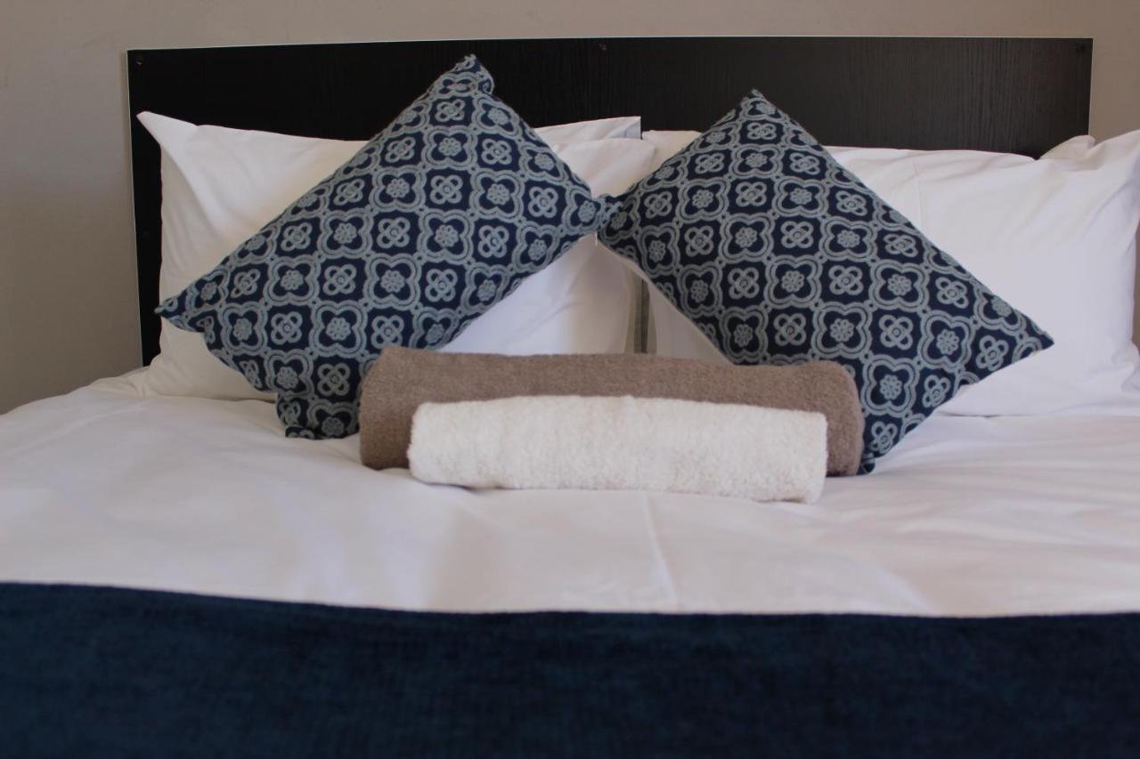 Davilla Guest House Mazenod Bagian luar foto
