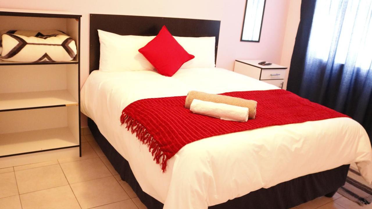 Davilla Guest House Mazenod Bagian luar foto